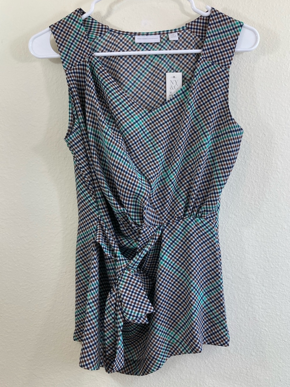 New York & Company Plaid Tie Front Sleeveless Blouse Women’s XS NWT
